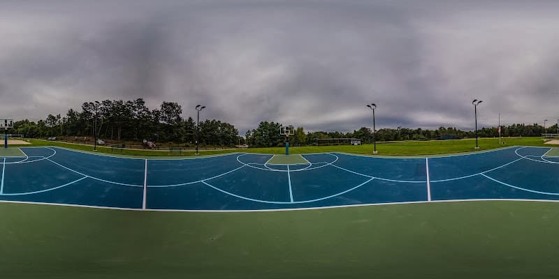 River Road Park basketball court