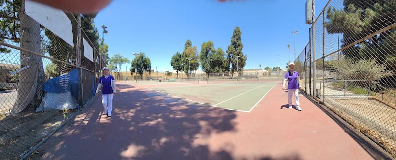Shatto Park Recreation Center & Outdoor Basketball Courts