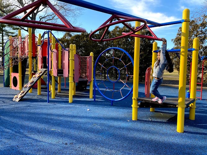 Hemlock Playground (Garden City)