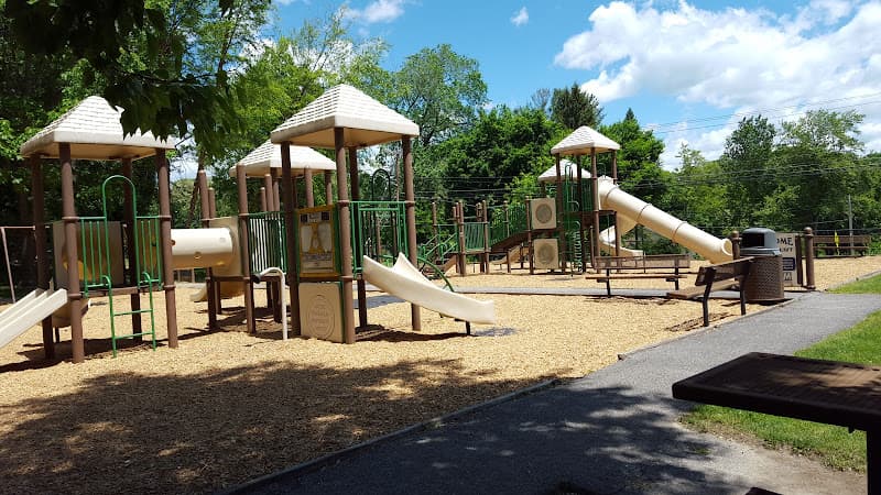 Club Court Park