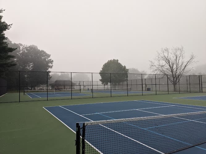 Spring Lake Park Tennis Courts