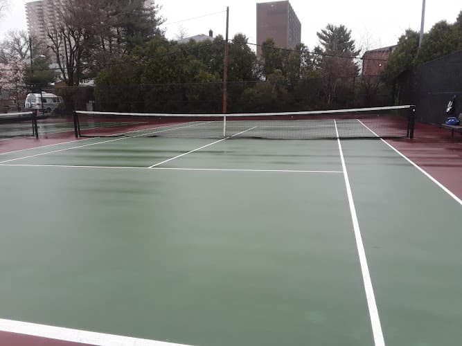 Fort Lee Racquet Club