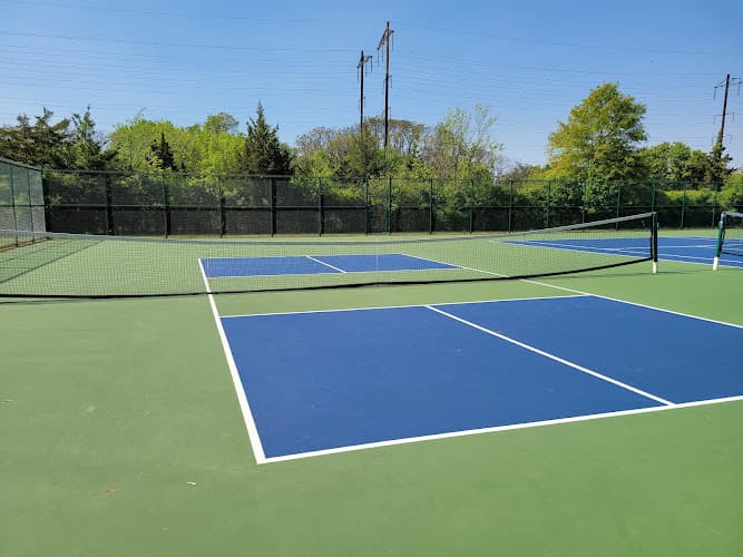 Papaianni Tennis Courts