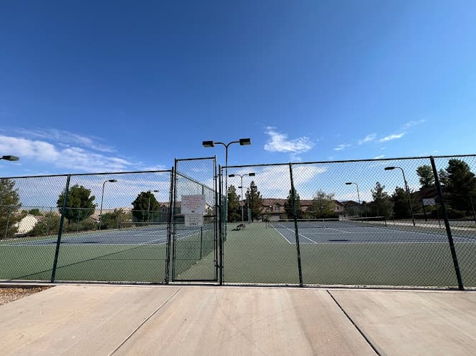 Hidden Valley Park-tennis court