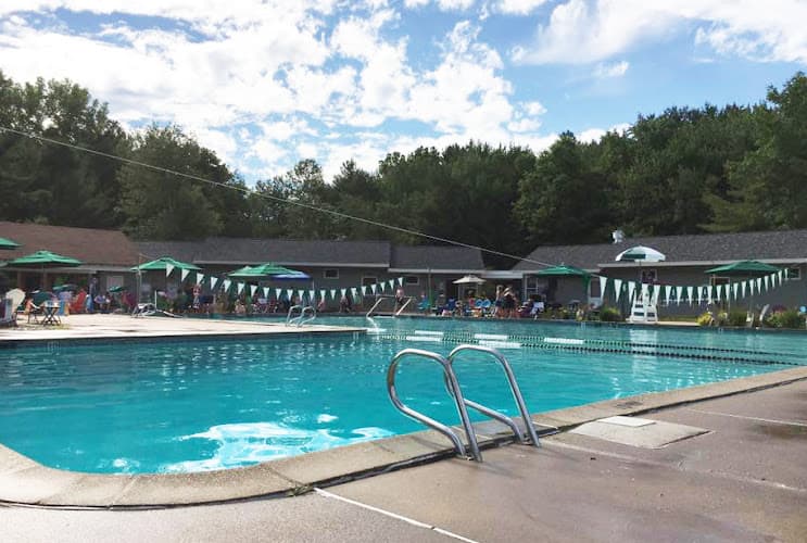 Pine Acres Swim & Tennis Club
