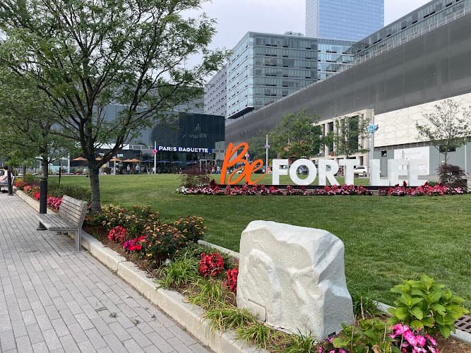 Fort Lee Park