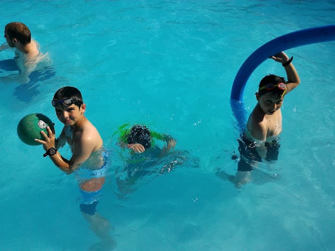 Woodlake Mens pool