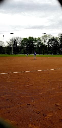 Thiensville Village Park Tennis & Pickleball Courts