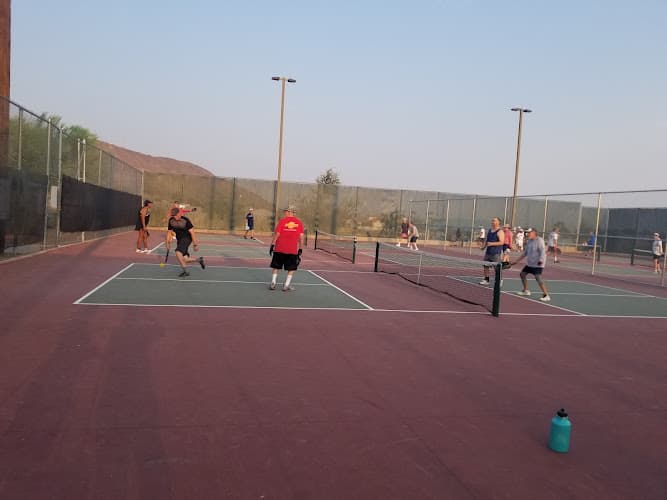 Black Mountain Pickleball Courts