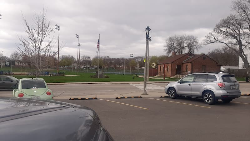Sijan Tennis & Pickleball Courts