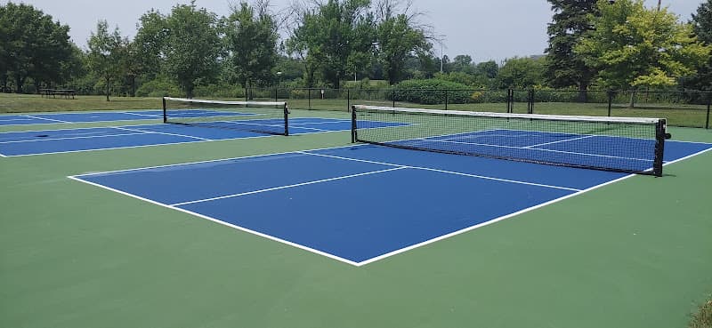 Oak Brook Pickleball Courts