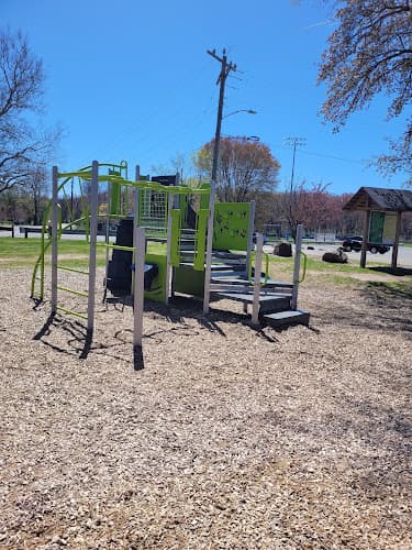 Tunxis Mead Thomas J. Quirk Park