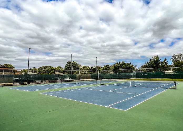 Carmichael Park Tennis courts