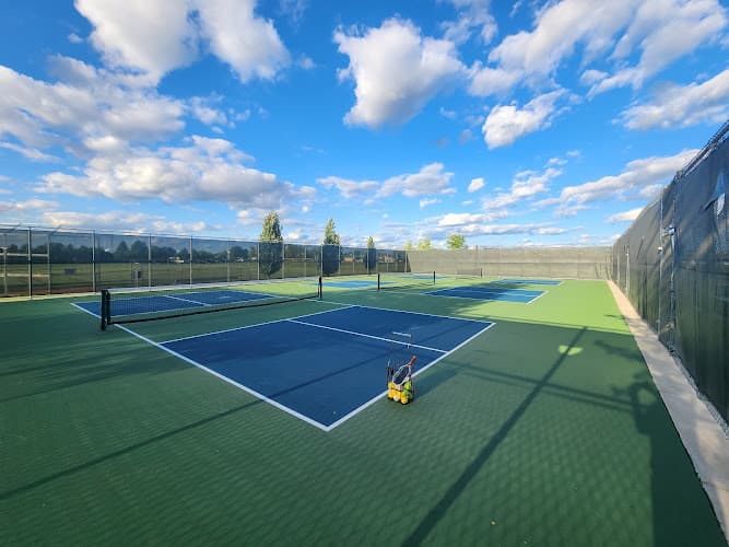 Pickleball Courts