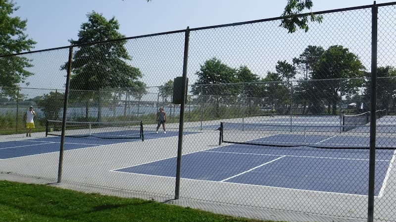 Maclearie Park