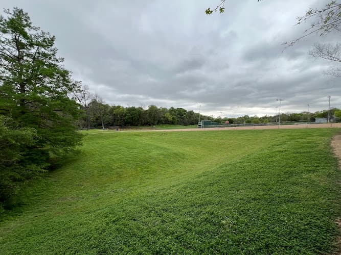 Beverly S. Sheffield Tennis Courts