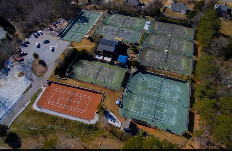 Spindle Tree Racquet Club