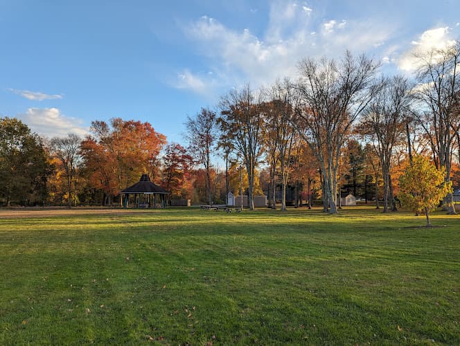 Bedford Village Memorial Park