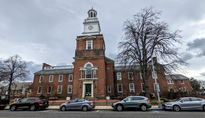 Freeport Village Court