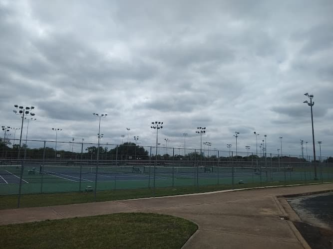 UT Whitaker Courts Parking Lot