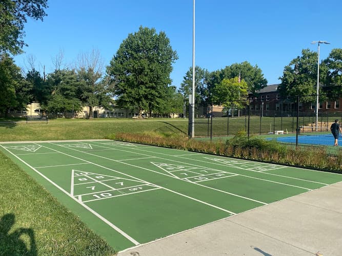 Des Peres Park