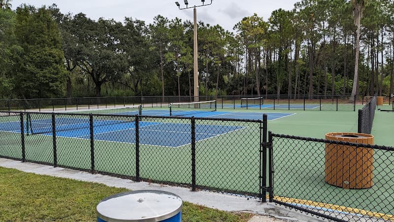 Lake Parker Pickleball Courts