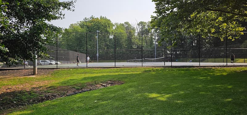 Roosevelt Drive Tennis Courts