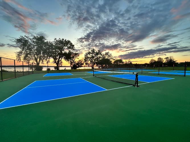 Onondaga Lake Park Pickleball Courts
