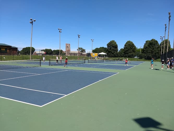Lincoln Park Waveland Tennis Courts