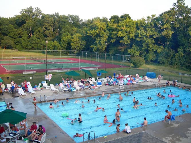 Big Bend Woods Bath & Tennis Club