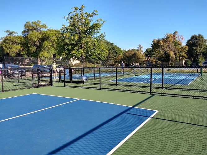 Westwood Park Pickleball Courts