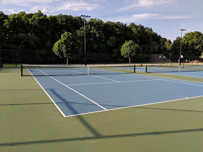 Greendale Community Center Tennis Courts