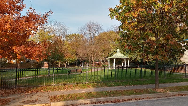 Glyndon Station Park