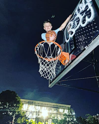 Roman Zelenchuk’s Basketball Court