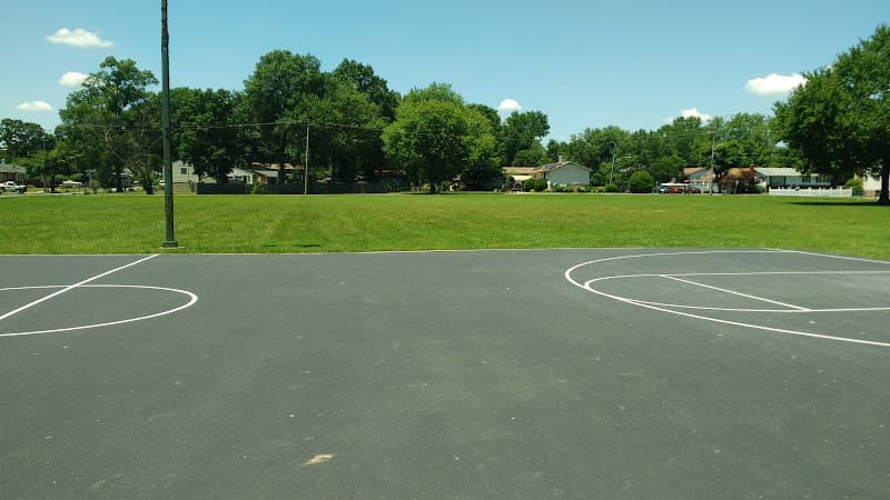 Oakcrest Laurel Park