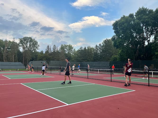 North Oaks Recreation Tennis