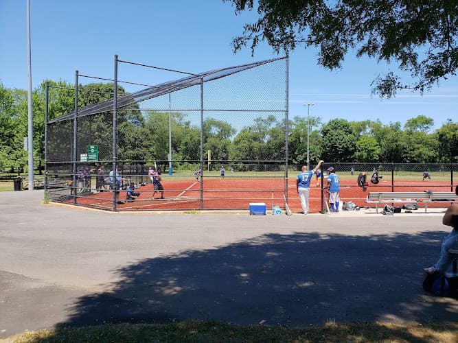 Cantiague Park