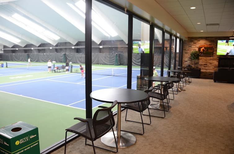 The Racquet Club of Lake Bluff